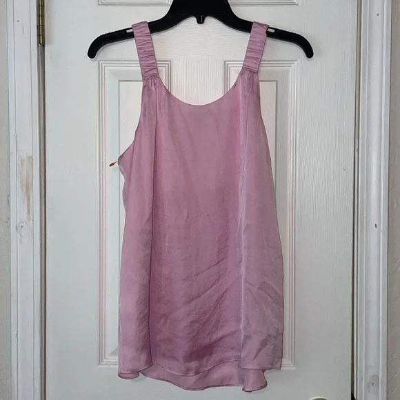 •VINCE CUMATO•PINK "SILK FEEL" FLOWY TANK TOP W/CINCHED SHOULDER STRAPS SMALL - Picture 3 of 8